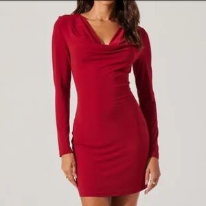 Astr NWT Vibrant Red Long Sleeve Dress Size M